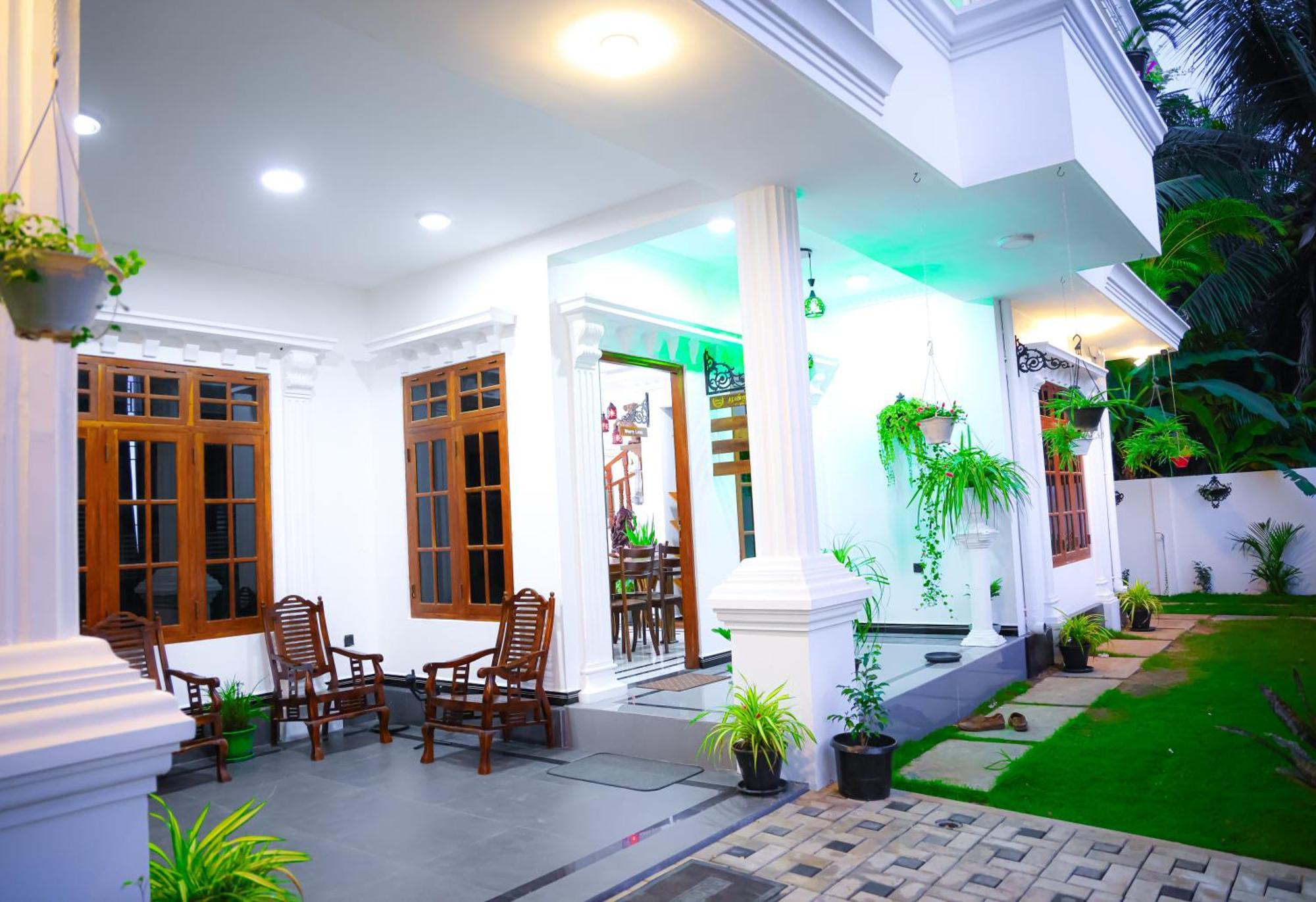 Munril Guest Apartment Jaffna Exterior photo