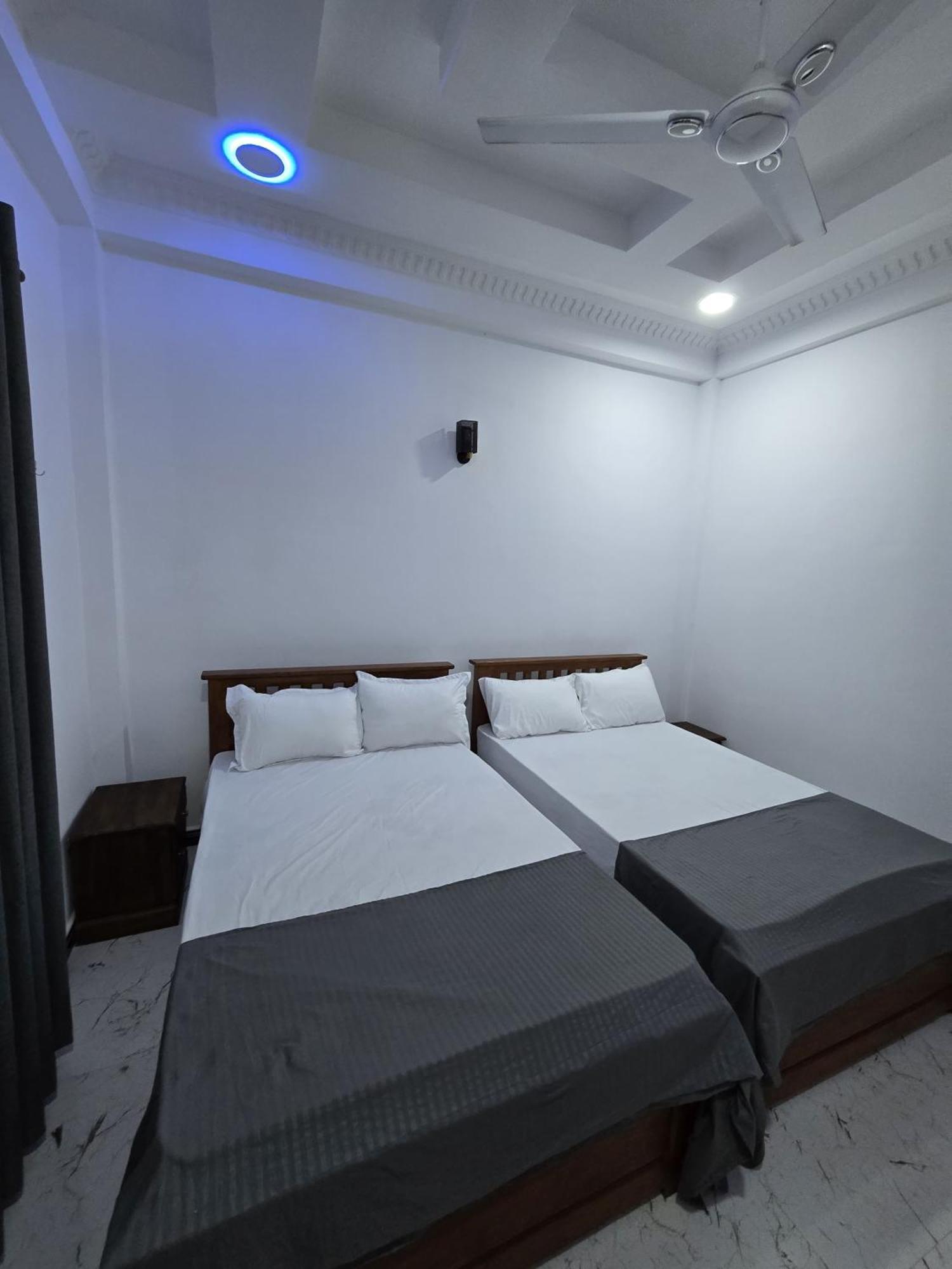 Munril Guest Apartment Jaffna Exterior photo