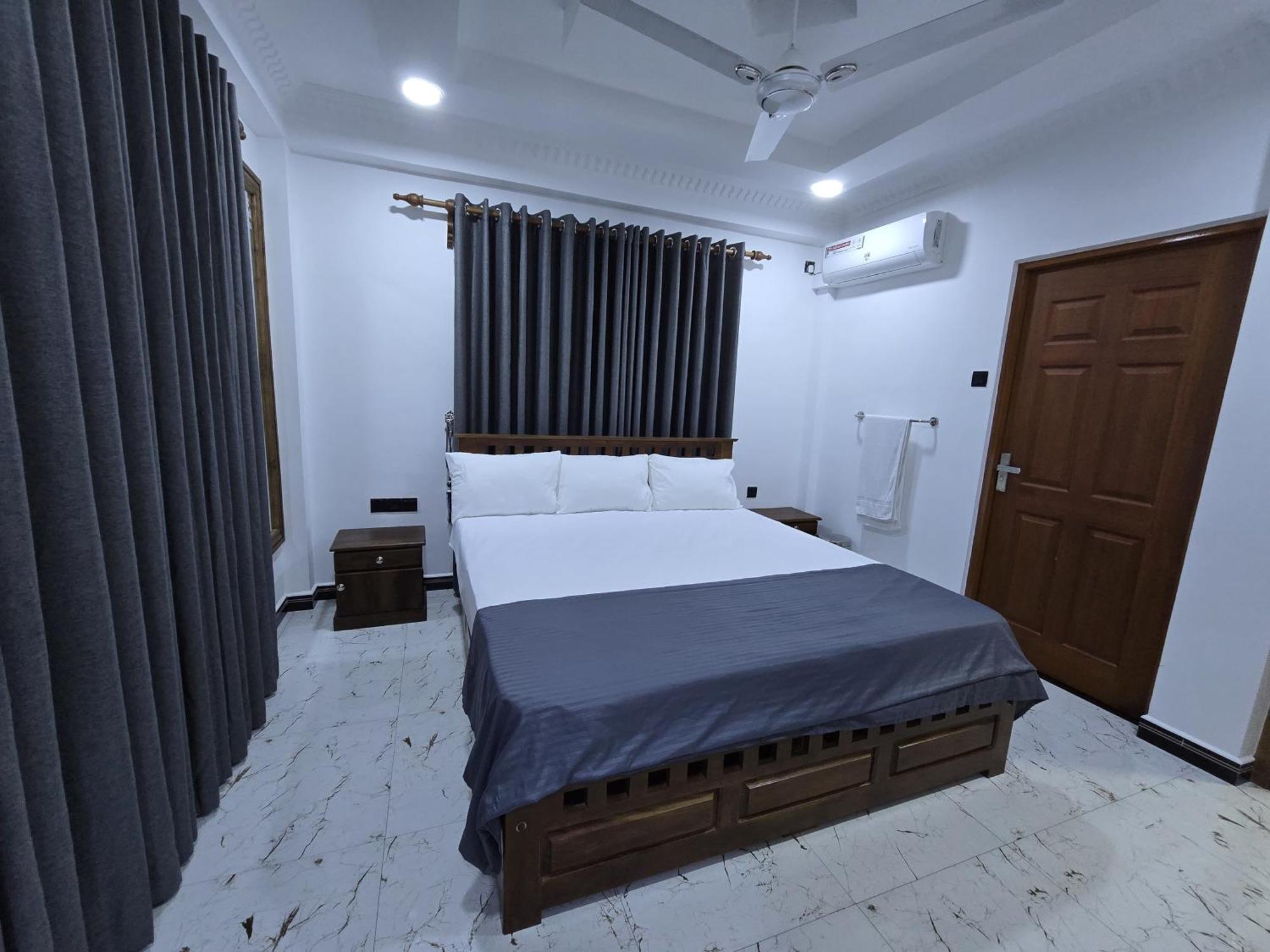 Munril Guest Apartment Jaffna Exterior photo